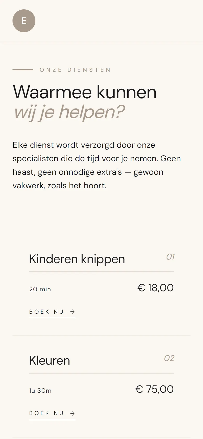 De openbare boekingspagina van een salon, waar klanten zelf 24 uur per dag een afspraak boeken.
