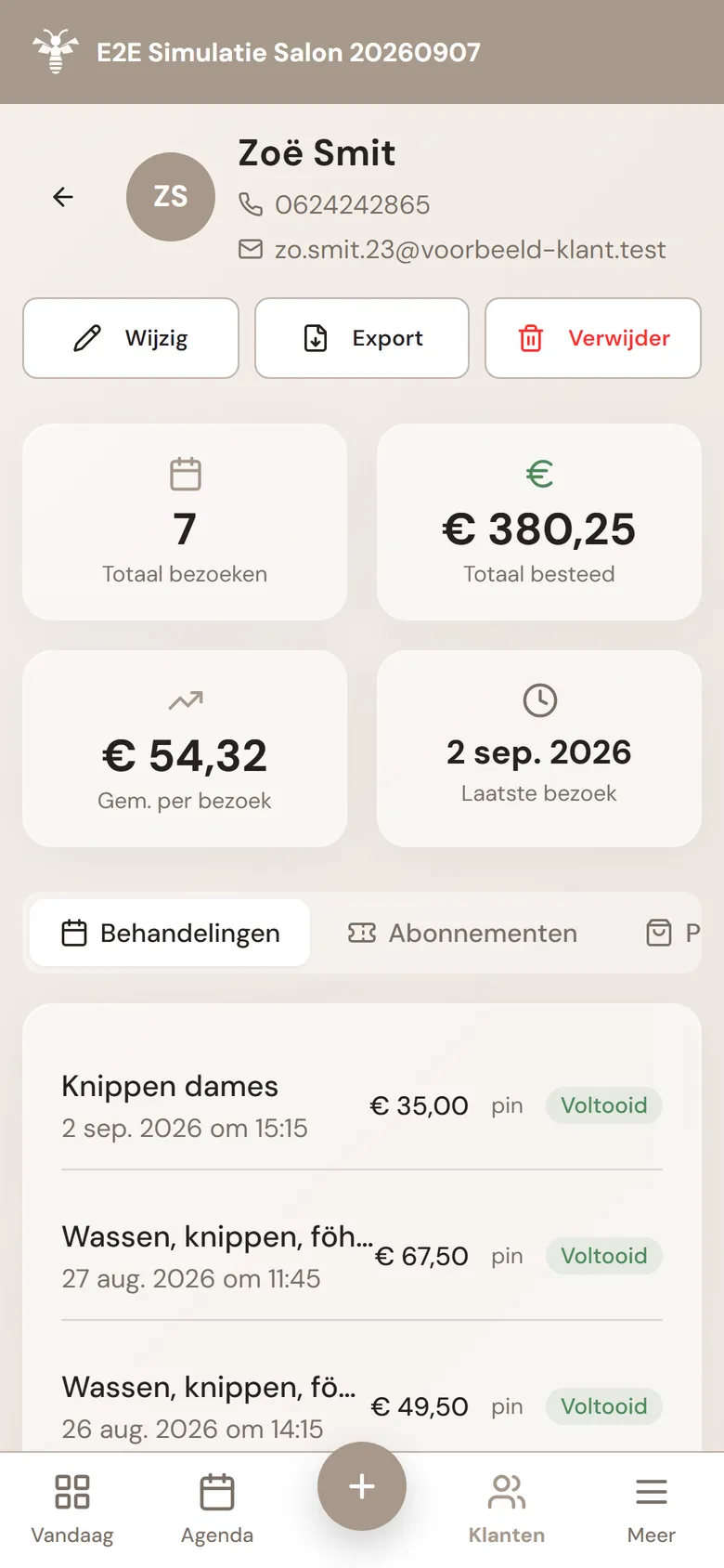 Klantkaart in MyWest met foto, notities en de volledige afsprakengeschiedenis van deze klant.